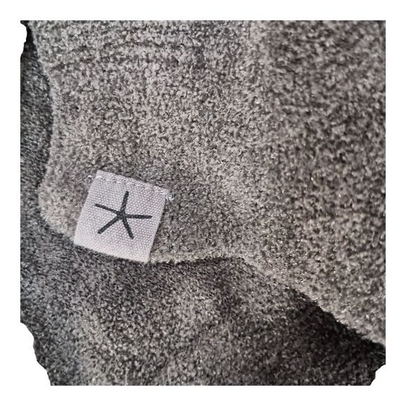 Barefoot Dreams Cozychic Ultra Lite Poncho Grey Women's Small/Medium - Picture 4 of 4